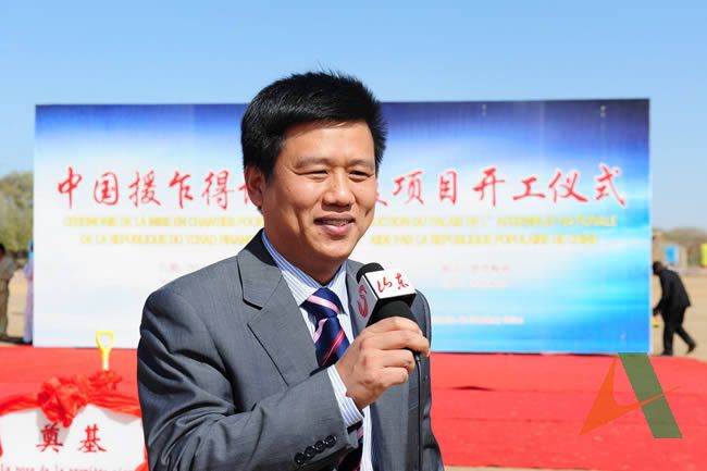 国际合作公司孙磊副总经理向媒体介绍该项目及公司开拓国际市场业务情况